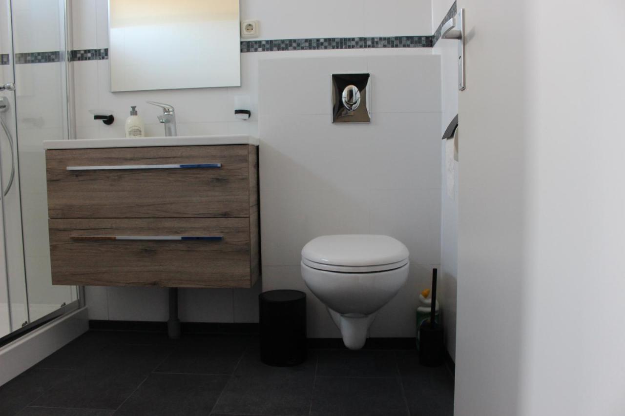 Logement De Garage Снек Экстерьер фото