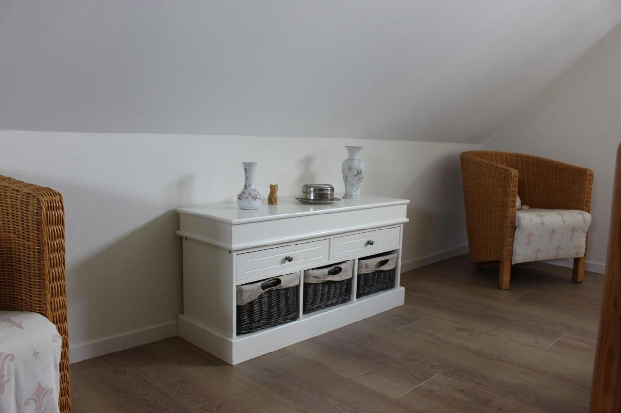 Logement De Garage Снек Экстерьер фото