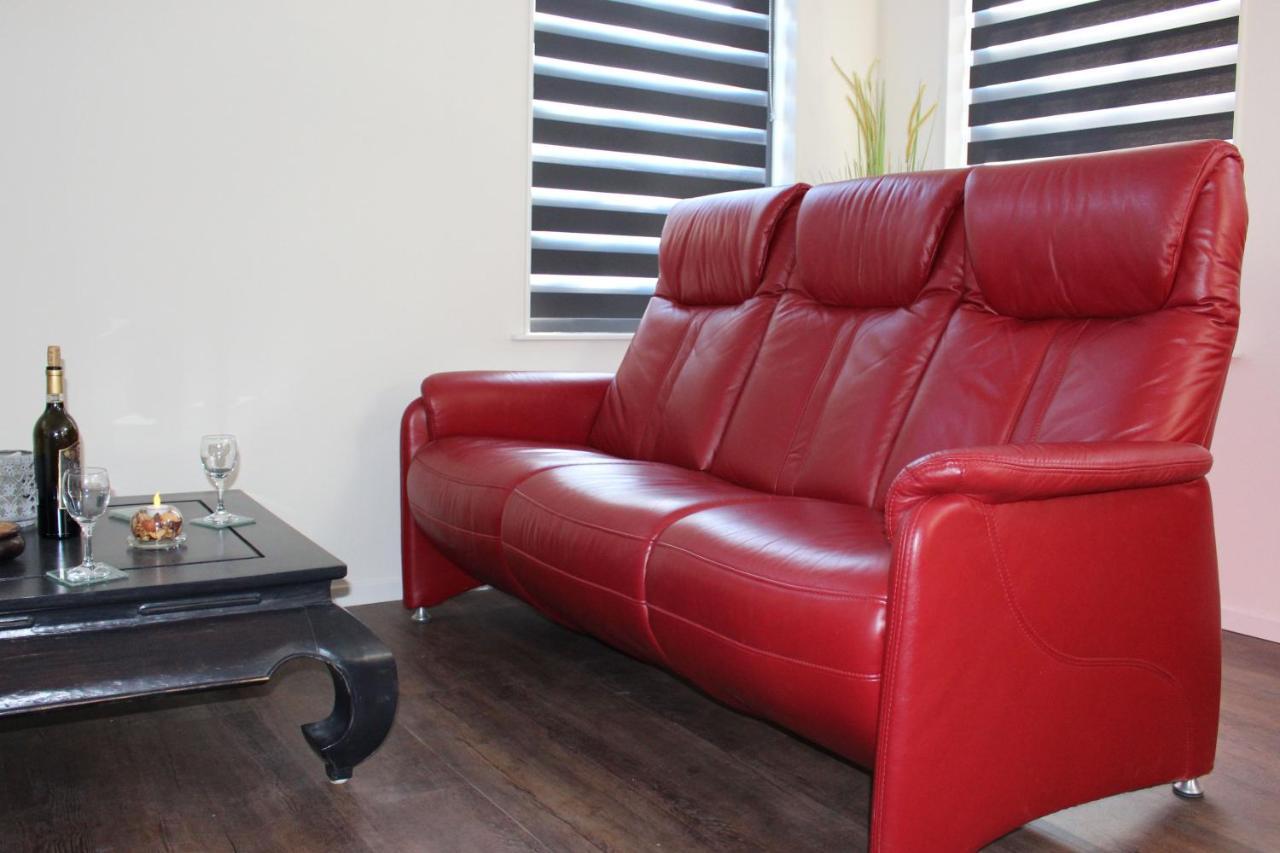 Logement De Garage Снек Экстерьер фото